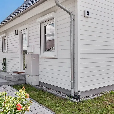 2 Bedroom Cozy In Σπίτι διακοπών *